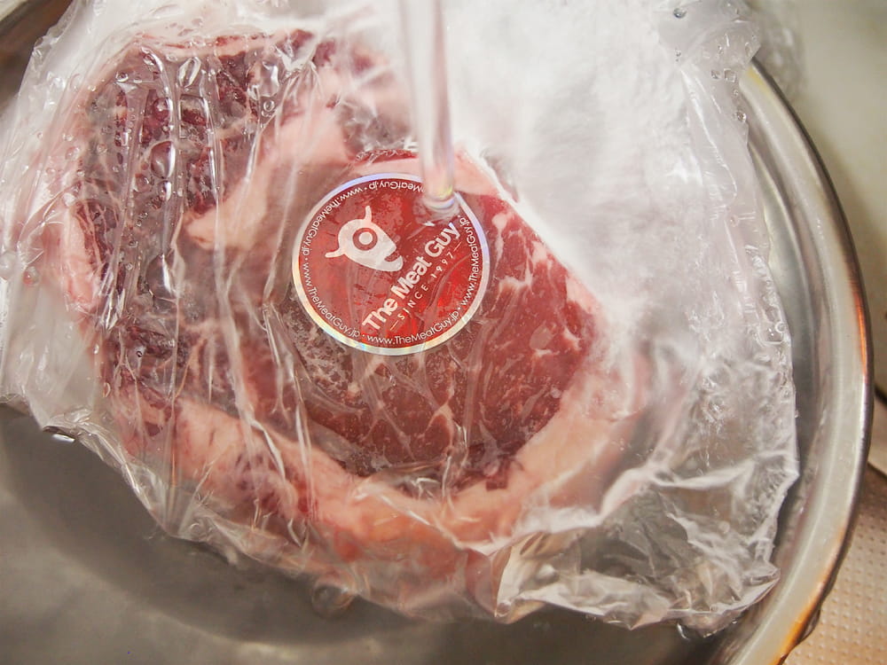 間違えると台無し! 牛肉の美味しさを保つ解凍方法