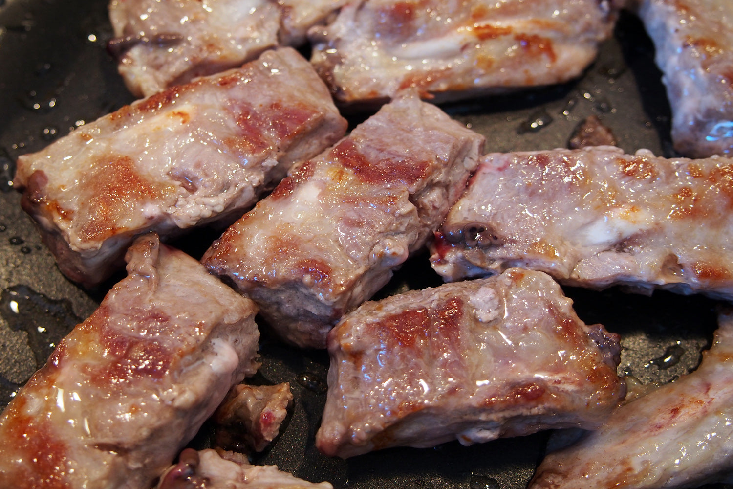 スペアリブを焼く