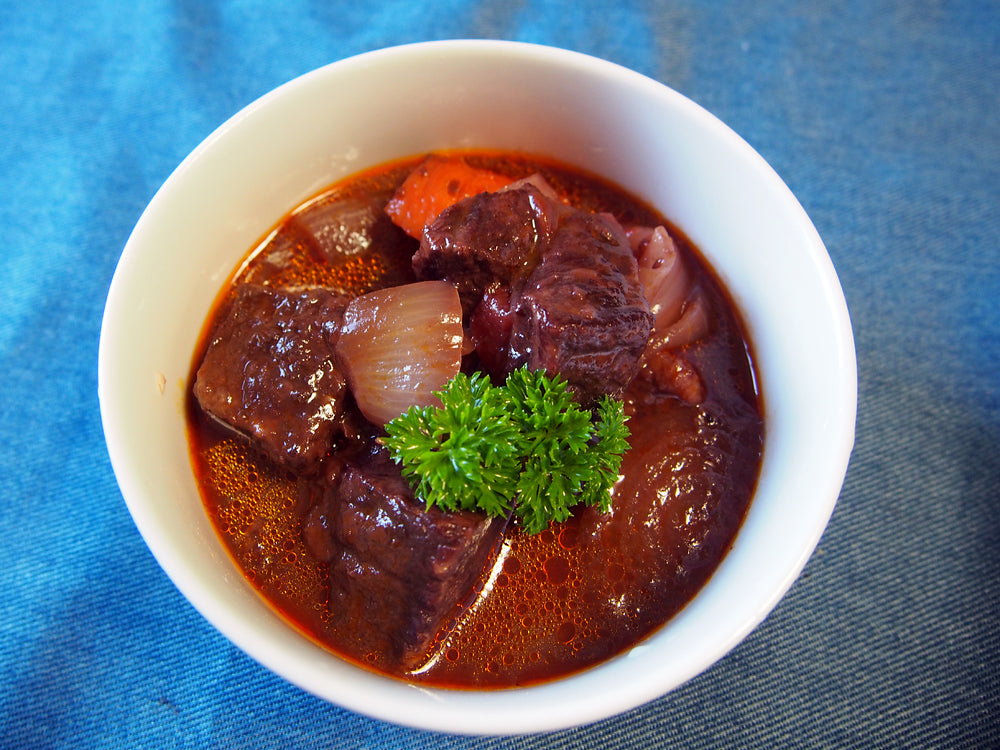 牛肉の赤ワイン煮込み